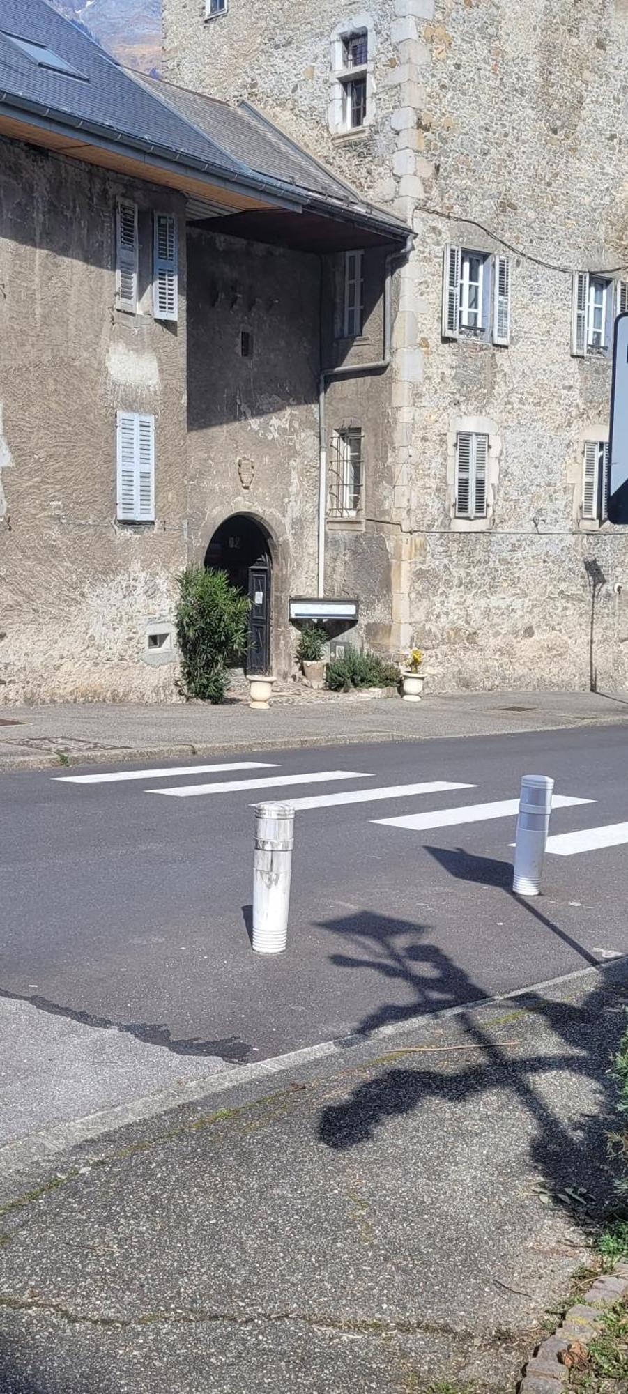 Maison De Sisi Ugine Bagian luar foto