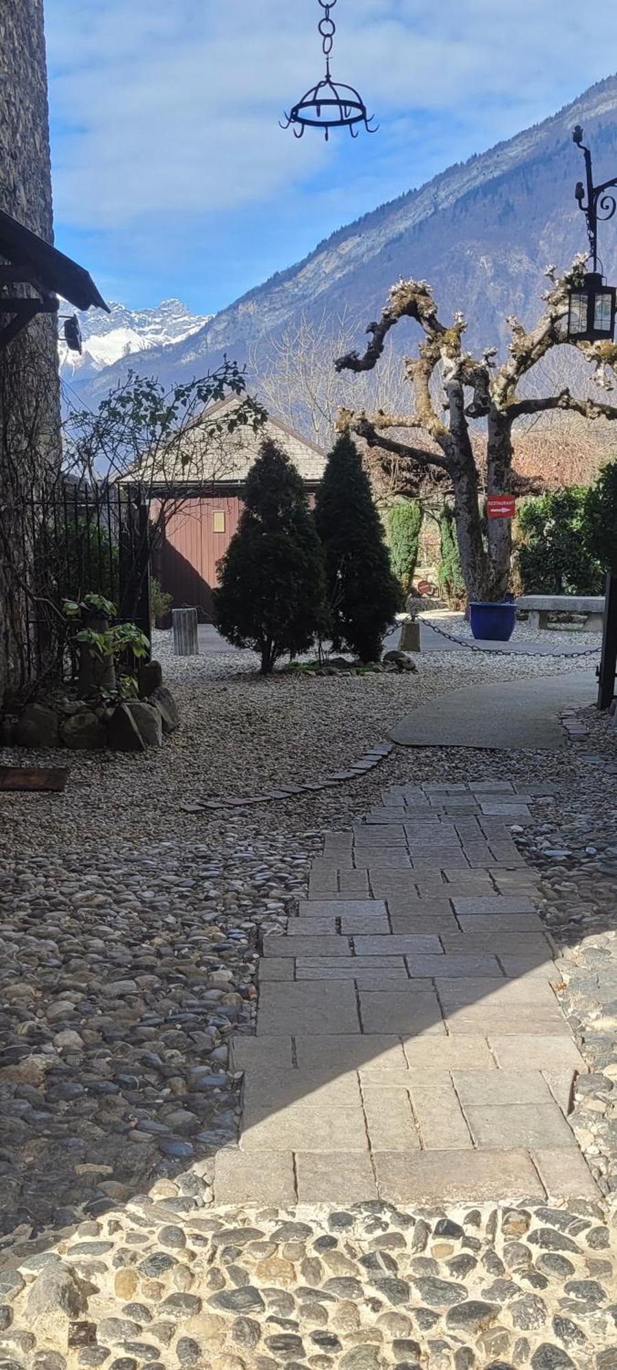 Maison De Sisi Ugine Bagian luar foto